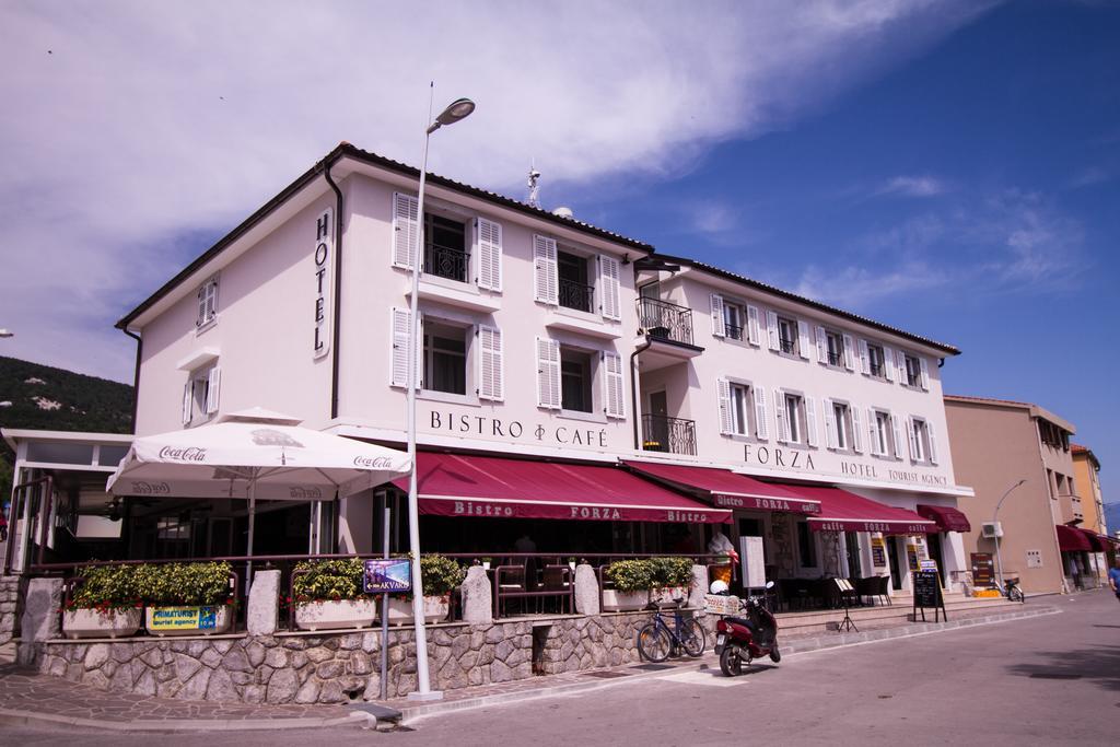 Hotel Heritage Forza บัชกา ภายนอก รูปภาพ