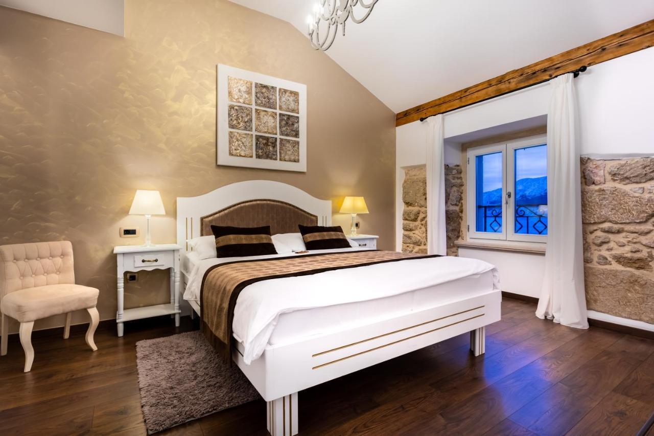 Hotel Heritage Forza บัชกา ภายนอก รูปภาพ